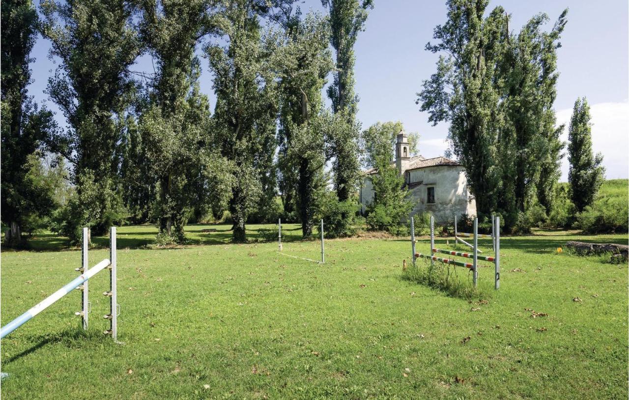 Beautiful home in Taglio di Po RO with 2 Bedrooms&WiFi Porto Viro Esterno foto
