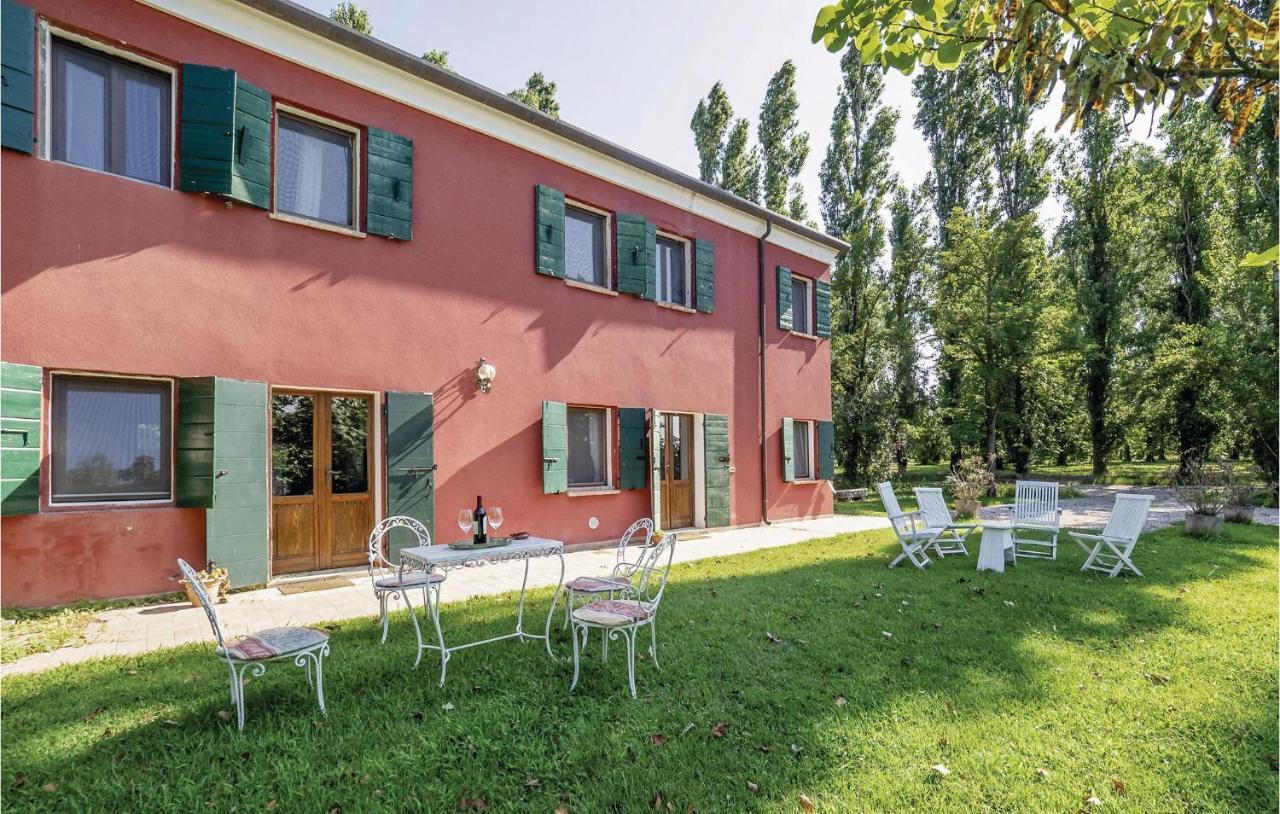 Beautiful home in Taglio di Po RO with 2 Bedrooms&WiFi Porto Viro Esterno foto