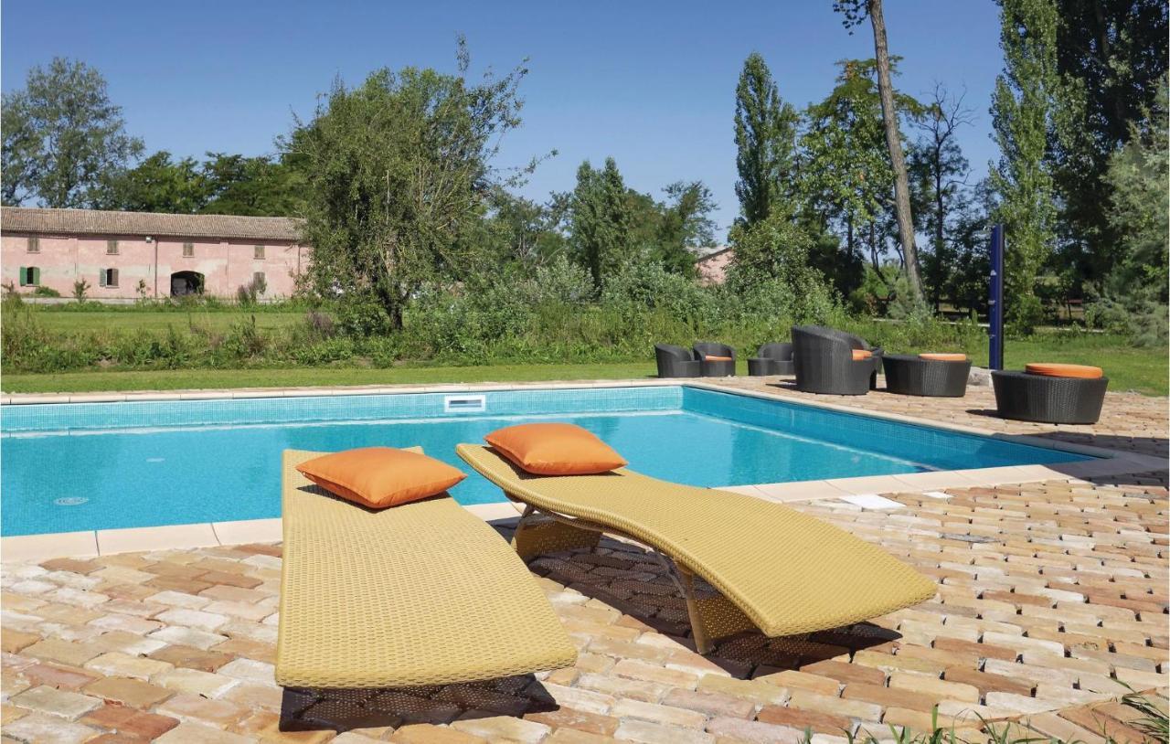 Beautiful home in Taglio di Po RO with 2 Bedrooms&WiFi Porto Viro Esterno foto