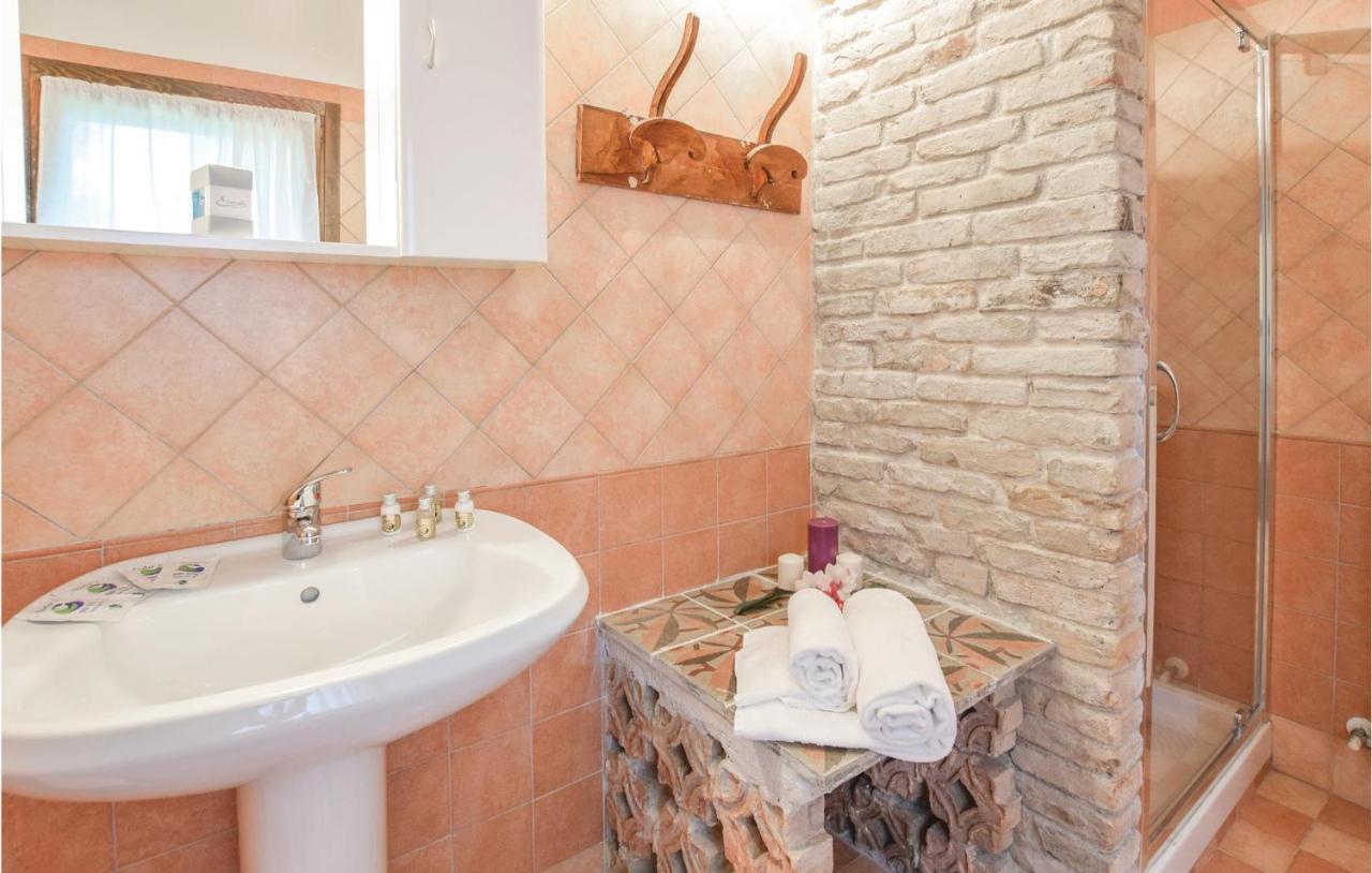Beautiful home in Taglio di Po RO with 2 Bedrooms&WiFi Porto Viro Esterno foto